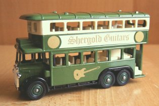 Lledo Commemorative Bus DG49-41